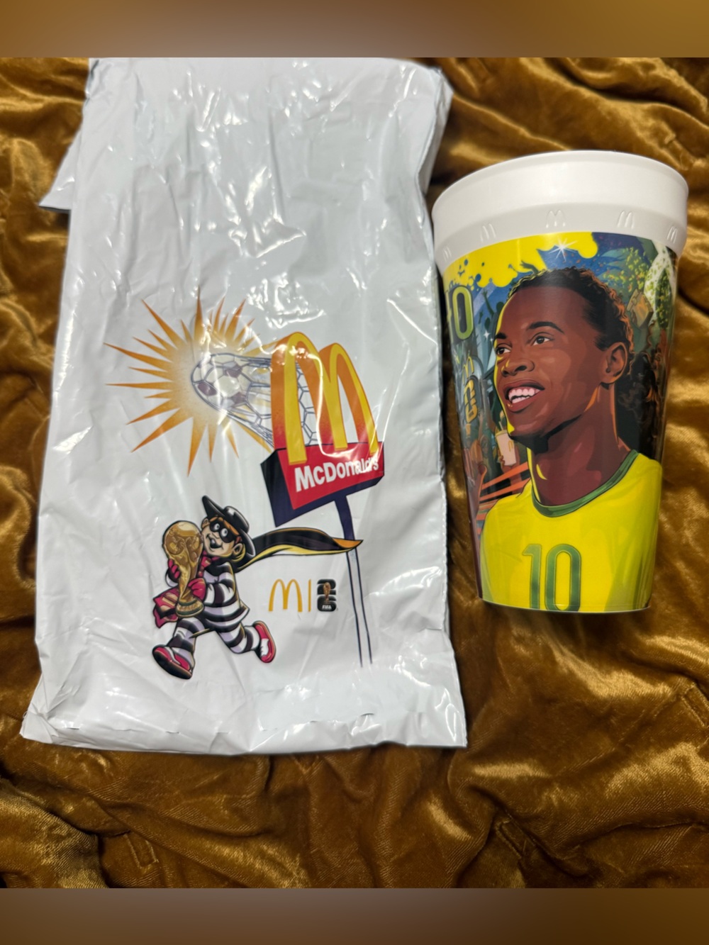 NWT FIFA World Cup Ronaldinho Brazil McDonald's Soccer Promo Cup and Bag 🇧🇷